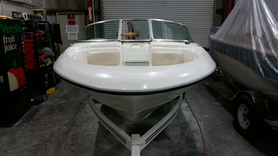 Finished and polished up, this Sea Ray looks great again by James Boat and Fiberglass Repair, Vacaville, CA